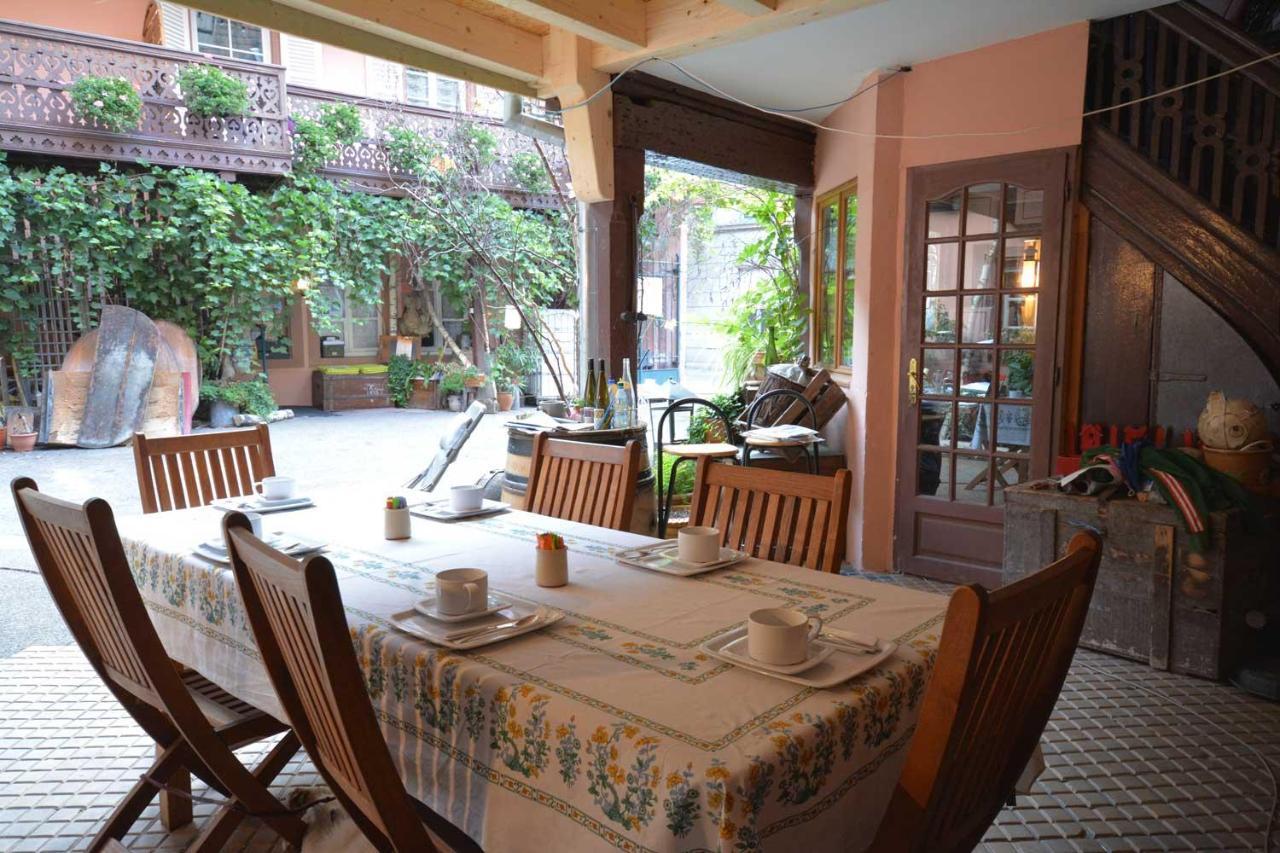 Chez Myriam Bed And Breakfast Studio Parme Колмар Екстериор снимка